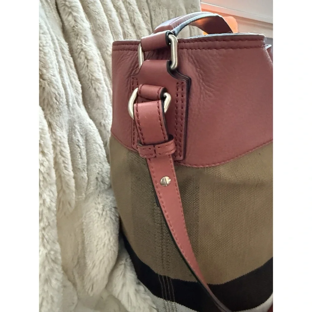 Burberry Grainy Calfskin Canvas Mega Check Medium Ashby Tassel Hobo Pink‎